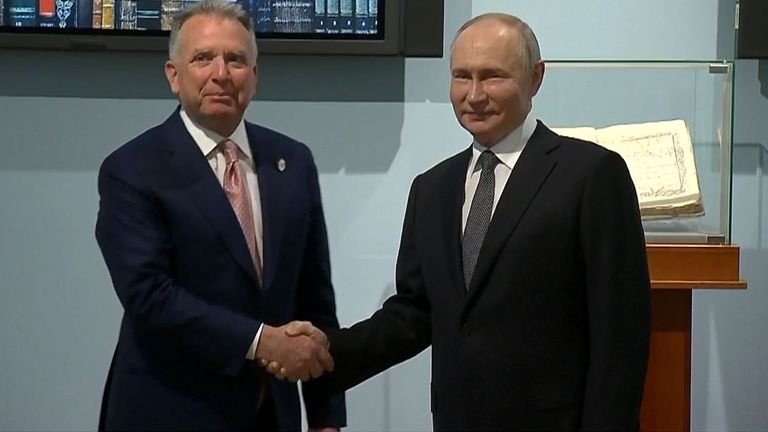 Putin Holds ‘Constructive’ Talks With U.S. Envoy in Moscow